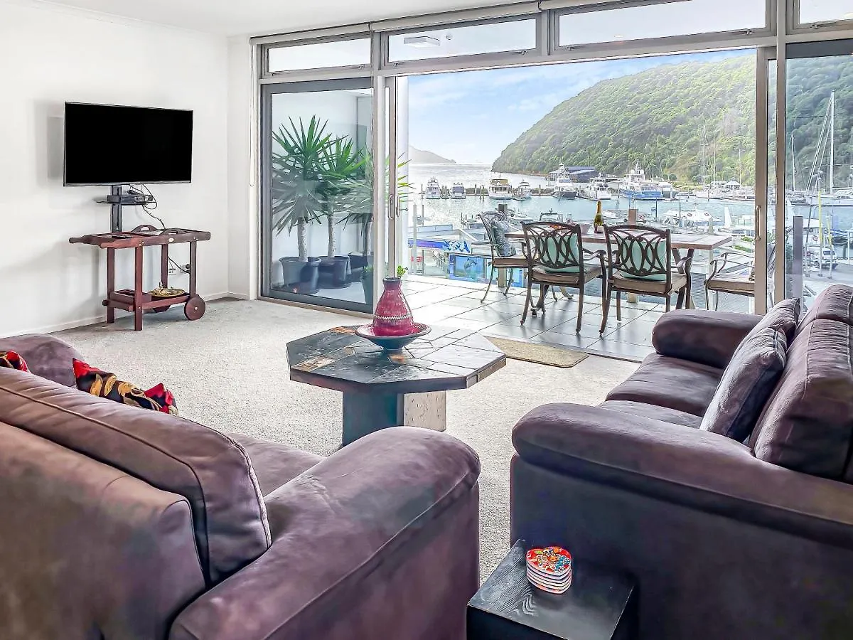 Picton Waterfront Apartments 0*,