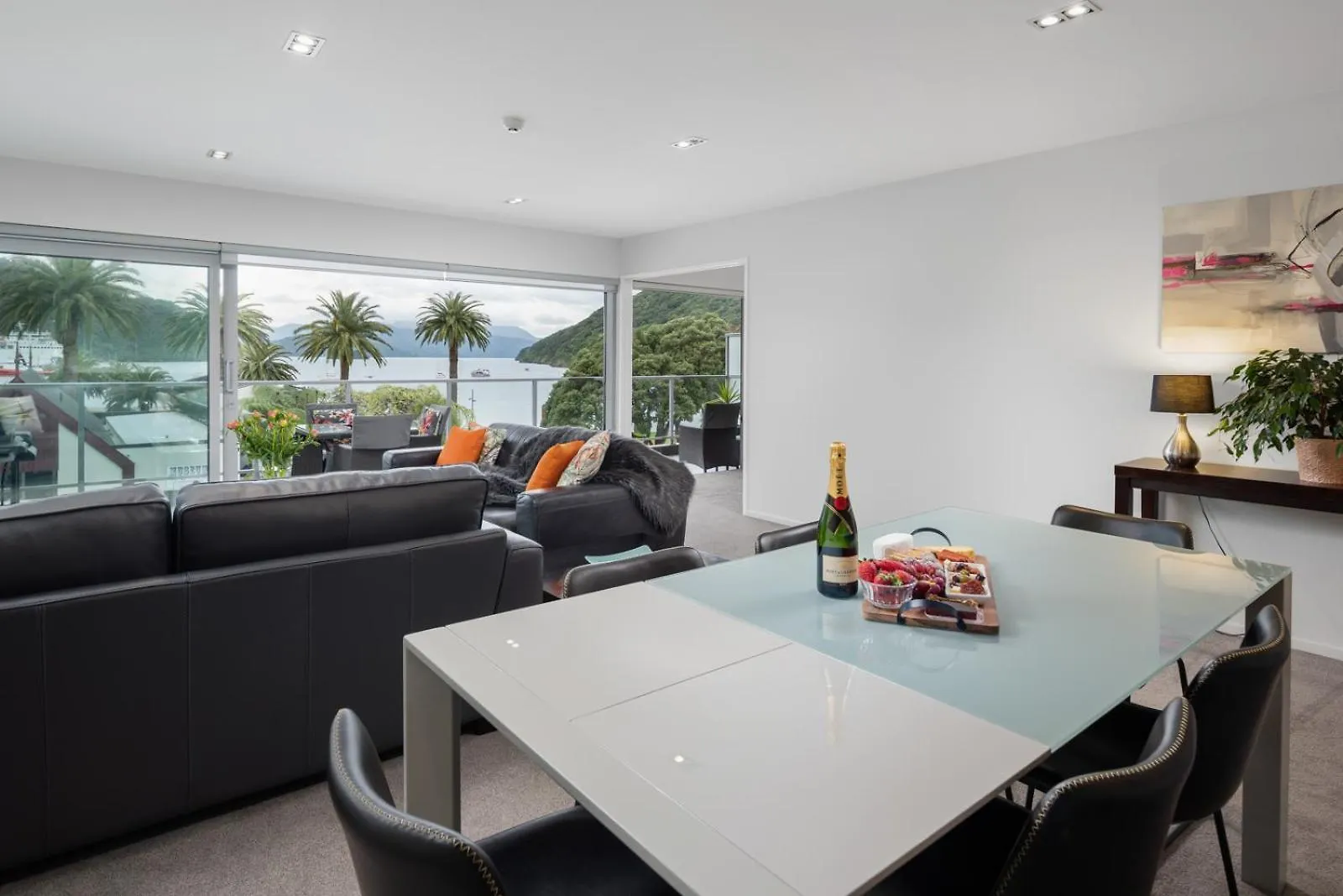 Picton Waterfront Apartments