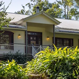 Sangfroid - - Ultimate Getaway , Kiels Mountain Australia